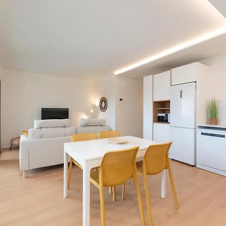 Vivelorural 2e, Infinity Pool & Great Views Apartman