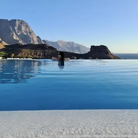 Vivelorural 2e, Infinity Pool & Great Views * Agaete (Gran Canaria)