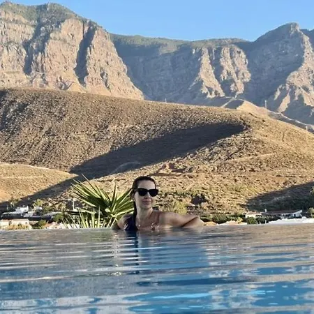 Vivelorural 2e, Infinity Pool & Great Views Apartmán *